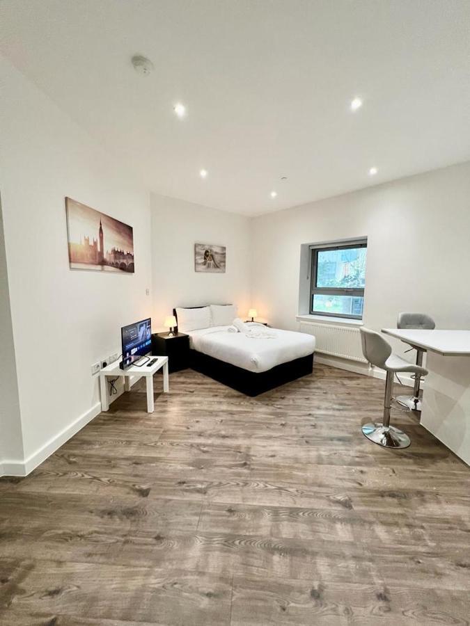 Alarabi Apartments-Studio Flat London Borough of London Borough of Croydon Exteriör bild